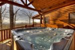 Grand Mountain Lodge - Hot Tub